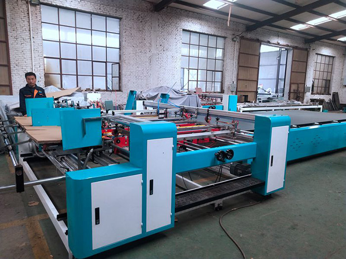 雙片半自動粘箱機(jī)